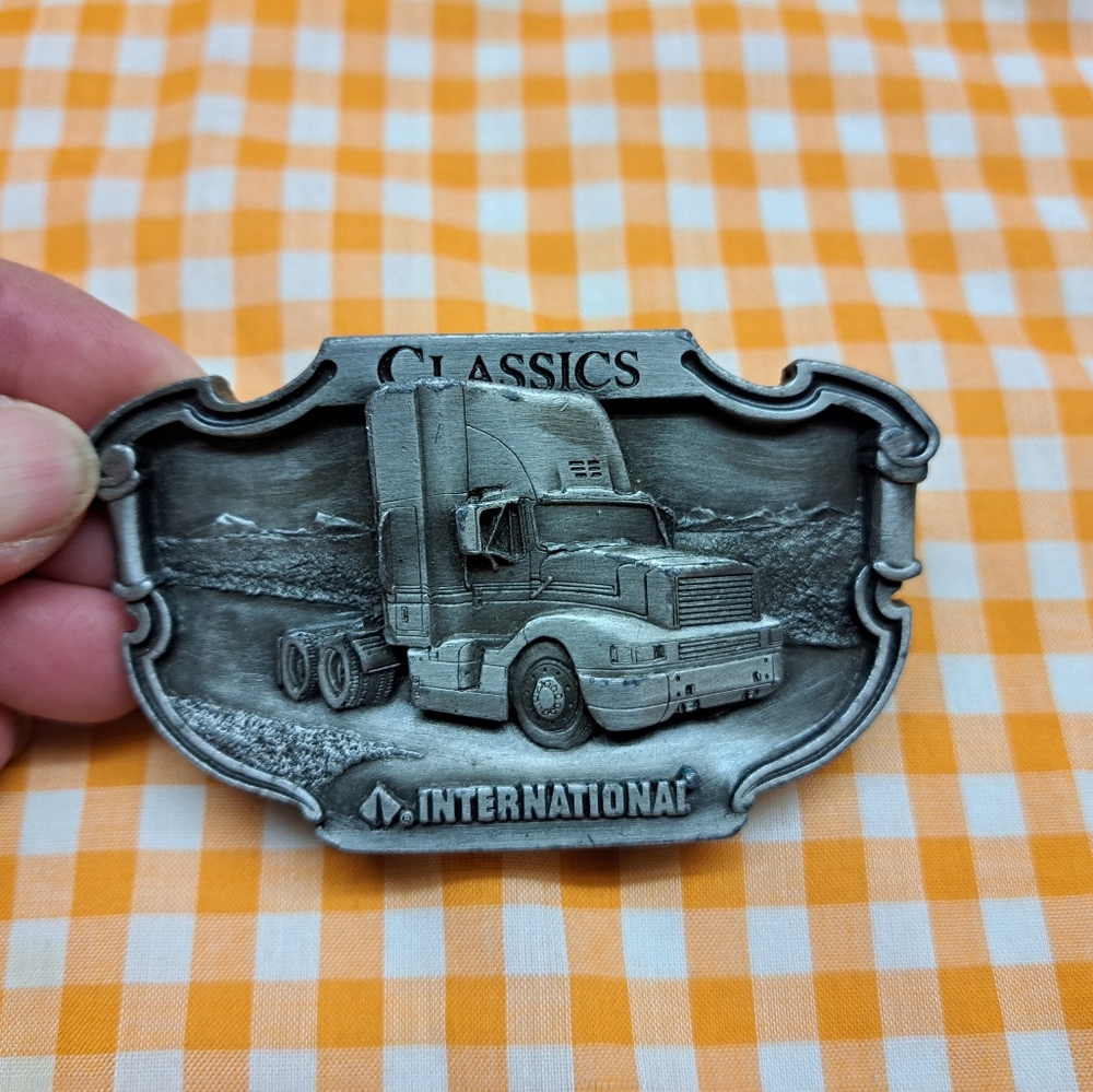Vintage Men's Pewter BELT BUCKLE BERGAMOT Classics International Tractor